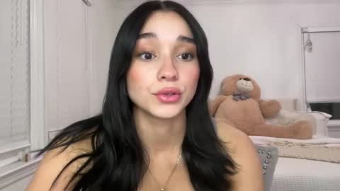 Snapshot of adriannarodriguez chatting on January 28, 2025, 2:21 am Adrianna  online show from January 28, 2025, 2:21 am