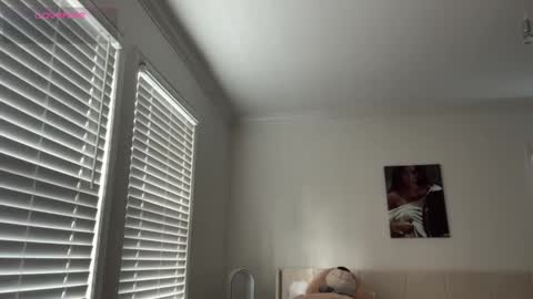 Snapshot of adriannarodriguez chatting on October 10, 2025, 7:24 pm Adrianna  online show from October 10, 2025, 7:24 pm