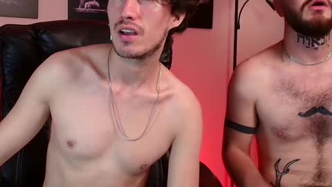 Snapshot of adrianwilliams_ chatting on February 14, 2025, 7:02 pm Adrian Williams online show from February 14, 2025, 7:02 pm