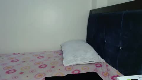 Snapshot of africas_booty842808 chatting on October 8, 2025, 9:56 pm Mia online show from October 8, 2025, 9:56 pm