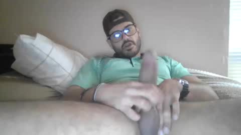 Snapshot of afrig91 chatting on October 15, 2025, 9:37 pm Felix Alexander online show from October 15, 2025, 9:37 pm