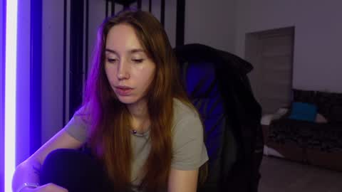 Snapshot of agelina_summer chatting on January 29, 2025, 11:35 pm Agelina Lilly Laura online show from January 29, 2025, 11:35 pm
