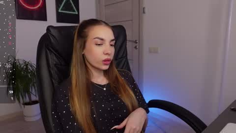 Snapshot of agelina_summer chatting on February 23, 2025, 9:11 am Agelina Lilly Laura online show from February 23, 2025, 9:11 am