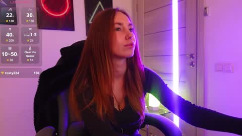 Snapshot of agelina_summer chatting on October 2, 2025, 2:57 pm Agelina Lilly Laura online show from October 2, 2025, 2:57 pm