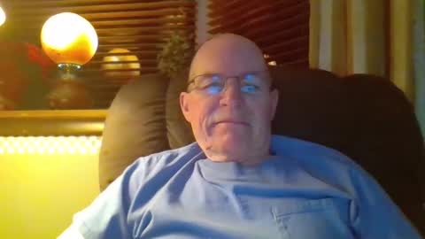 Snapshot of aguynrkfrd chatting on December 9, 2024, 10:43 am aguynrkfrd online show from December 9, 2024, 10:43 am