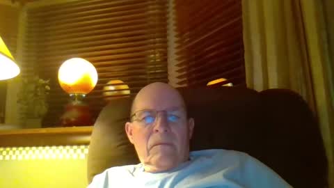 Snapshot of aguynrkfrd chatting on February 25, 2025, 10:26 am aguynrkfrd online show from February 25, 2025, 10:26 am