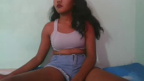 Snapshot of aimeamour chatting on February 25, 2025, 1:17 pm aimeamour online show from February 25, 2025, 1:17 pm