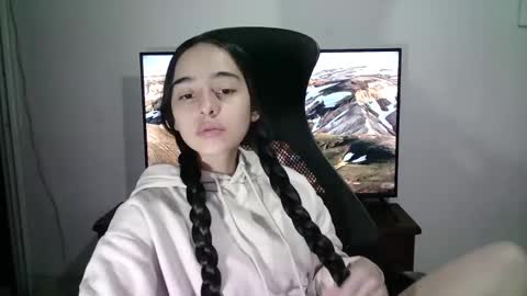 Snapshot of aineangeel chatting on February 26, 2025, 12:05 am AINE online show from February 26, 2025, 12:05 am