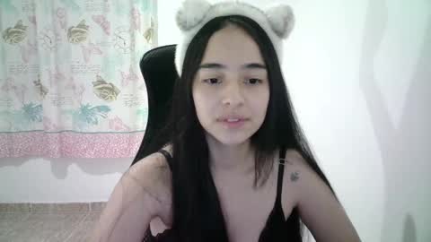 Snapshot of aineangeel chatting on March 7, 2025, 12:15 am AINE online show from March 7, 2025, 12:15 am