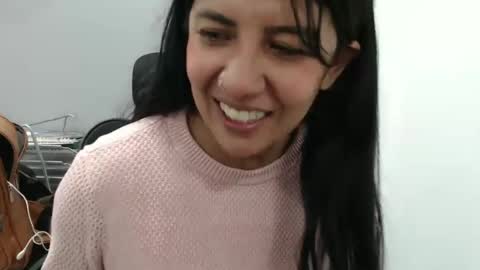 Snapshot of aisha_latina chatting on March 11, 2025, 3:56 pm Katie online show from March 11, 2025, 3:56 pm