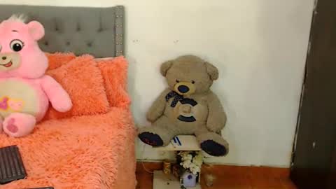 Snapshot of aisha_sex222 chatting on September 18, 2025, 10:23 pm aisha_sex222 online show from September 18, 2025, 10:23 pm