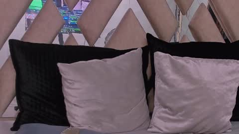 Snapshot of aitana_baker_ chatting on January 22, 2025, 3:51 pm little aitana  online show from January 22, 2025, 3:51 pm