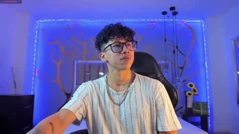 Snapshot of akazaboy chatting on January 9, 2025, 4:19 am akazaboy online show from January 9, 2025, 4:19 am