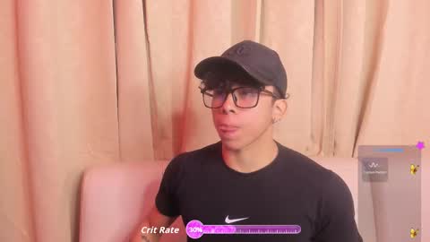 Snapshot of akazaboy chatting on October 19, 2025, 4:13 am akazaboy online show from October 19, 2025, 4:13 am