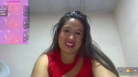 Snapshot of alahia_fox chatting on January 19, 2025, 12:17 am alahia online show from January 19, 2025, 12:17 am