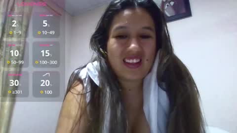 Snapshot of alahia_fox chatting on February 11, 2025, 4:33 am alahia online show from February 11, 2025, 4:33 am