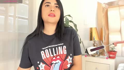 Snapshot of alana_then2 chatting on February 8, 2025, 8:53 pm online show from February 8, 2025, 8:53 pm