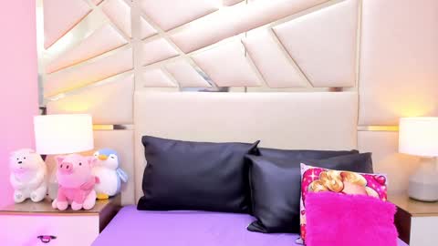 Snapshot of alanajones1 chatting on December 12, 2024, 11:50 am alana online show from December 12, 2024, 11:50 am