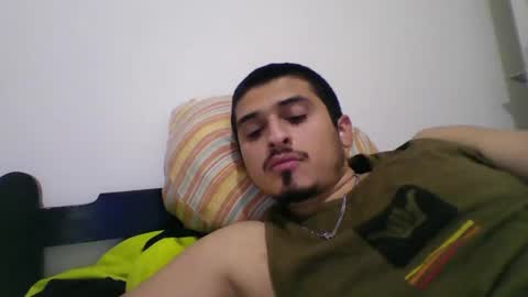 Snapshot of alanargenttt25 chatting on October 21, 2025, 11:05 pm alanargenttt25 online show from October 21, 2025, 11:05 pm