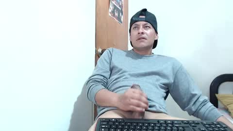 Snapshot of alann_snow chatting on December 20, 2024, 11:58 pm Alann online show from December 20, 2024, 11:58 pm