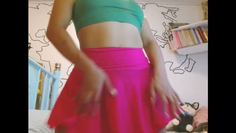 Snapshot of alaska_drew chatting on September 26, 2025, 4:05 am Alaska online show from September 26, 2025, 4:05 am