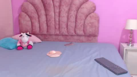 Snapshot of aldana_stone chatting on January 25, 2025, 10:18 pm aldana_stone online show from January 25, 2025, 10:18 pm