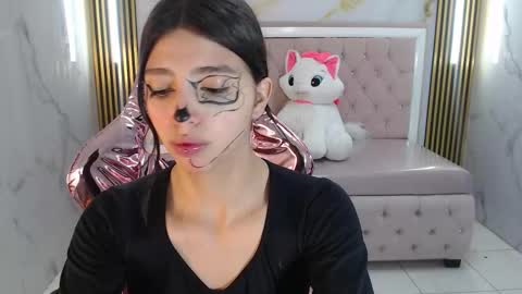 Snapshot of alehp_rose_s chatting on October 8, 2025, 1:31 pm Ale online show from October 8, 2025, 1:31 pm