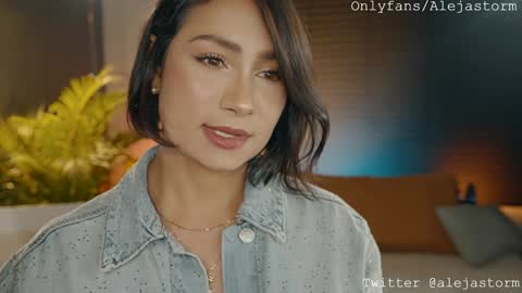 Snapshot of alejastorm chatting on February 2, 2025, 2:59 am Alejandra online show from February 2, 2025, 2:59 am