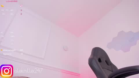 Snapshot of aleksandra_miller chatting on January 23, 2025, 3:11 pm Aleksandra online show from January 23, 2025, 3:11 pm