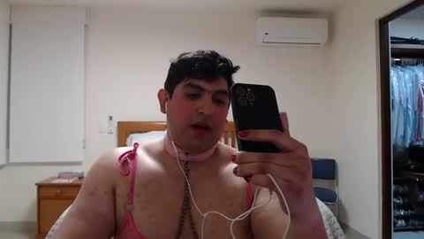 Snapshot of alessalindo840 chatting on October 1, 2025, 5:24 am AlessaBabyGirl840 online show from October 1, 2025, 5:24 am