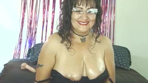 Allesiaboobs online show from October 18, 2025, 10:43 pm