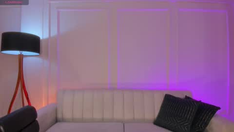 Snapshot of alessiacorleone_ chatting on October 18, 2025, 8:20 pm Alessia online show from October 18, 2025, 8:20 pm