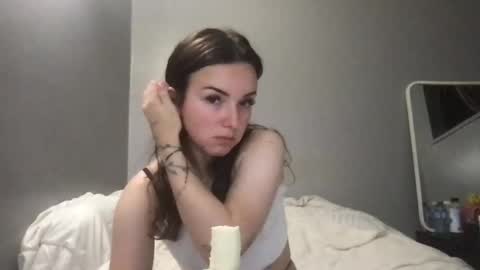 Snapshot of alessiasnow chatting on November 15, 2025, 12:08 am Alessia Snow online show from November 15, 2025, 12:08 am