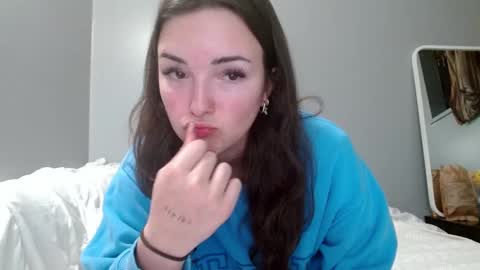 Snapshot of alessiasnow chatting on November 17, 2025, 11:10 pm Alessia Snow online show from November 17, 2025, 11:10 pm