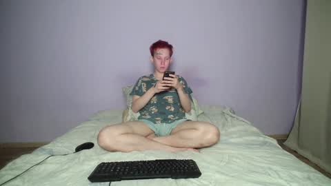Snapshot of alex_foxy_man chatting on January 14, 2025, 4:50 pm Alex online show from January 14, 2025, 4:50 pm