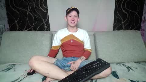 Snapshot of alex_foxy_man chatting on September 29, 2025, 9:41 pm Alex online show from September 29, 2025, 9:41 pm