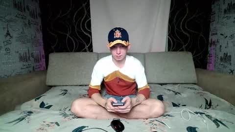 Snapshot of alex_foxy_man chatting on October 27, 2025, 7:18 pm Alex online show from October 27, 2025, 7:18 pm