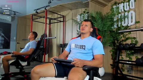 Snapshot of alex_tower chatting on January 4, 2025, 7:34 pm Alex Towers online show from January 4, 2025, 7:34 pm