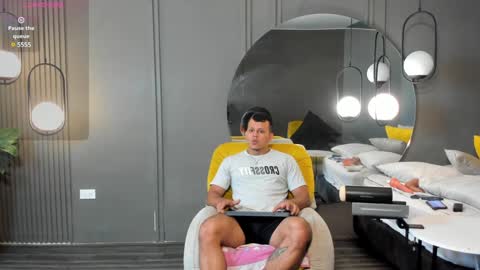 Snapshot of alex_tower chatting on January 9, 2025, 7:29 pm Alex Towers online show from January 9, 2025, 7:29 pm