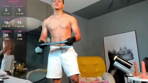 Snapshot of alex_tower chatting on January 10, 2025, 8:04 pm Alex Towers online show from January 10, 2025, 8:04 pm