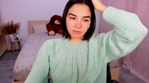 Snapshot of alexa_dolly chatting on December 13, 2024, 8:51 am Alexa online show from December 13, 2024, 8:51 am