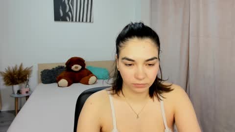 Snapshot of alexa_dolly chatting on February 24, 2025, 10:04 am Alexa online show from February 24, 2025, 10:04 am