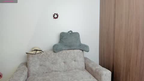 I am Alexandra online show from December 19, 2024, 2:12 am