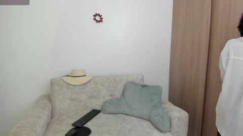 I am Alexandra online show from December 29, 2024, 2:27 am