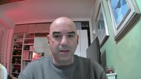 Snapshot of alexct77 chatting on December 11, 2024, 7:03 pm alexct77 online show from December 11, 2024, 7:03 pm