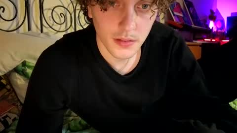 Snapshot of alexrhodesxxx chatting on December 1, 2024, 7:25 pm Alex online show from December 1, 2024, 7:25 pm