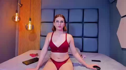 Snapshot of alexxa_ortiz chatting on September 13, 2025, 12:21 am ALEXANDRA online show from September 13, 2025, 12:21 am