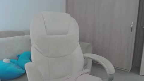 Snapshot of alexyferrer1 chatting on October 17, 2025, 8:44 pm alexyferrer1 online show from October 17, 2025, 8:44 pm