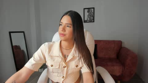 Snapshot of alice23jones chatting on January 15, 2025, 1:41 pm Alice online show from January 15, 2025, 1:41 pm