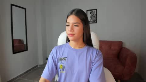 Snapshot of alice23jones chatting on February 13, 2025, 3:03 pm Alice online show from February 13, 2025, 3:03 pm